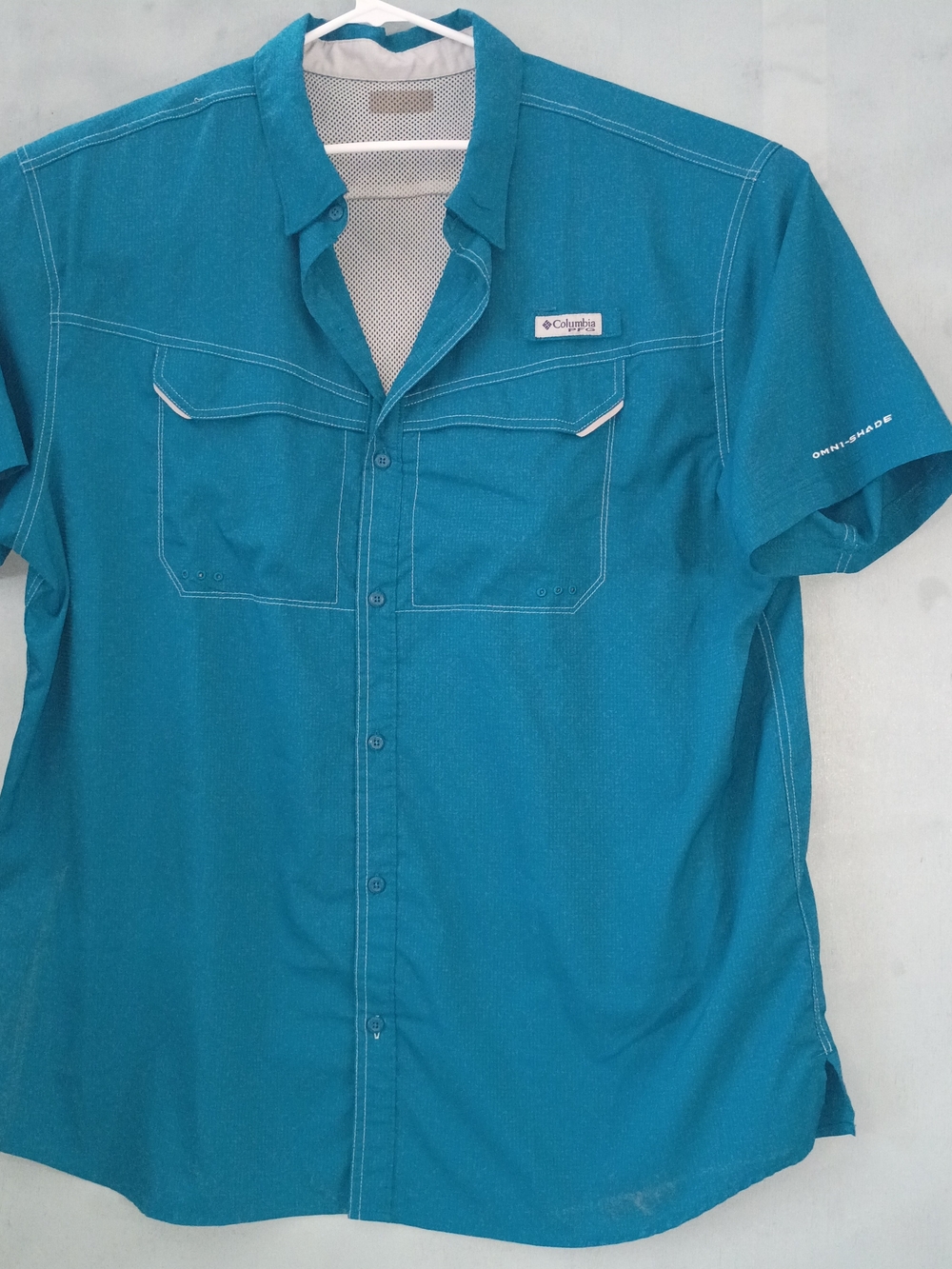 Columbia PFG Men’s Short Sleeve Tealeal Short Sleeve Button-Down Shirt